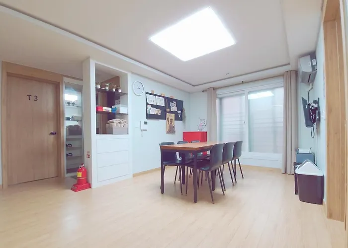 T-house Hongdae Seoel